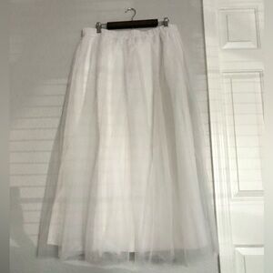 NWT a new day White Tulle Maxi Skirt - Flowing Layered Silhouette